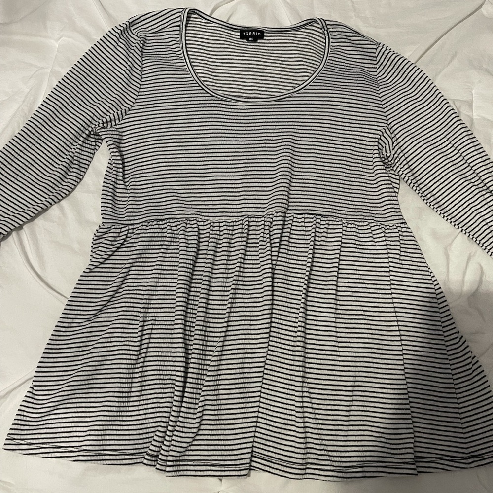 Torrid top, size 00